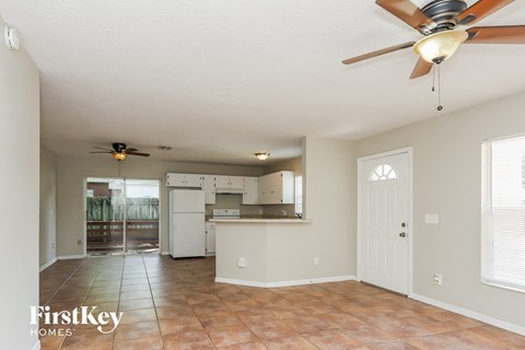 1210 East Palifox Street 3 Beds Apartment for Rent