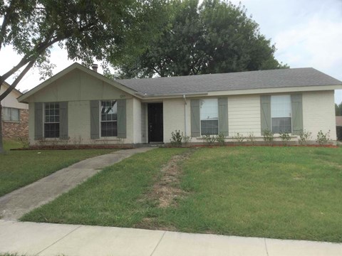 1217 Meadow Creek Dr 3 Beds Apartment for Rent