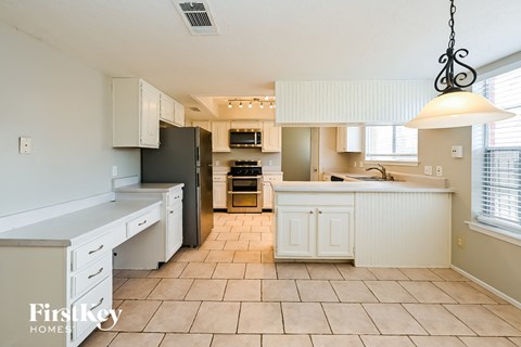 1219 Briarmead Dr 5 Beds Apartment for Rent