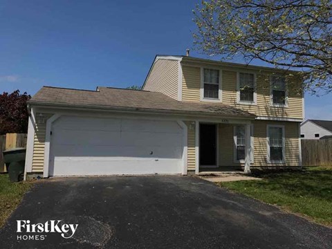1221 Crossbrook Blvd 3 Beds Apartment for Rent