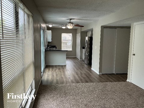 1221 Crossbrook Blvd 3 Beds Apartment for Rent