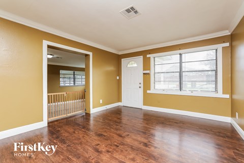 1228 Helen Street 3 Beds Apartment for Rent