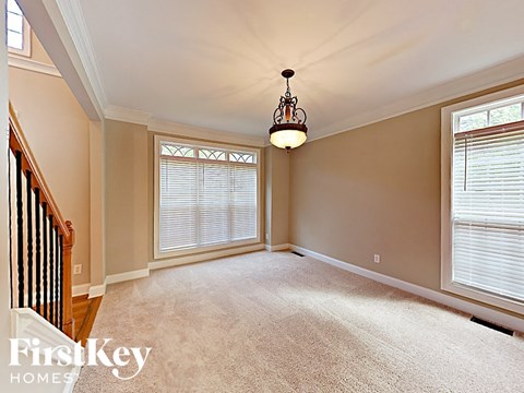 12300 Edgewater Dr 4 Beds Apartment for Rent