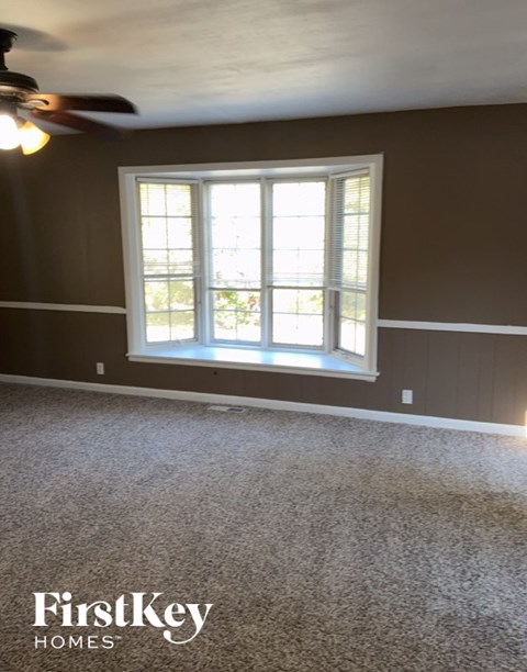 12304 E 53Rd St 4 Beds Apartment for Rent
