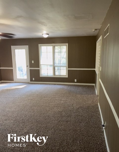 12304 E 53Rd St 4 Beds Apartment for Rent