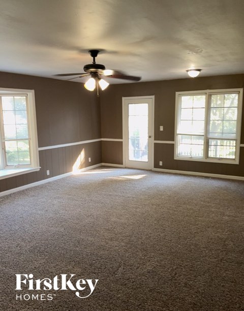 12304 E 53Rd St 4 Beds Apartment for Rent