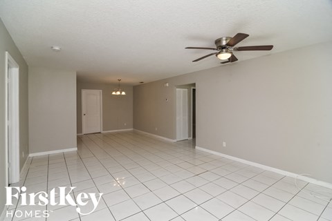 1204 NW 5Th St 4 Beds Apartment for Rent