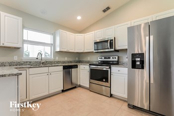 12485 Willmington Blvd 3 Beds House for Rent - Photo Gallery 5