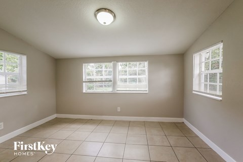 1250 NE 207Th Ter 3 Beds Apartment for Rent