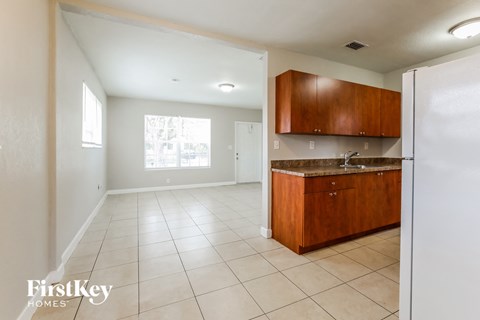1250 NE 207Th Ter 3 Beds Apartment for Rent
