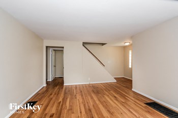 1251 Ayershire Ave 3 Beds House for Rent - Photo Gallery 4