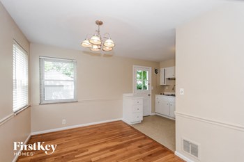 1251 Ayershire Ave 3 Beds House for Rent - Photo Gallery 5