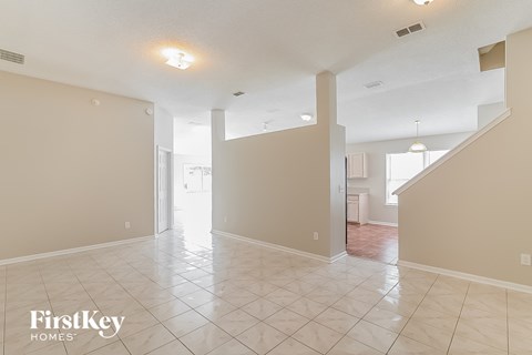 12658 Holly Springs Ct 5 Beds Apartment for Rent