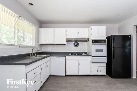 1335 Pepperhill Drive 3 Beds Apartment for Rent