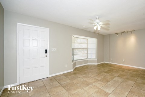 1337 Mardrake Rd 2 Beds Apartment for Rent