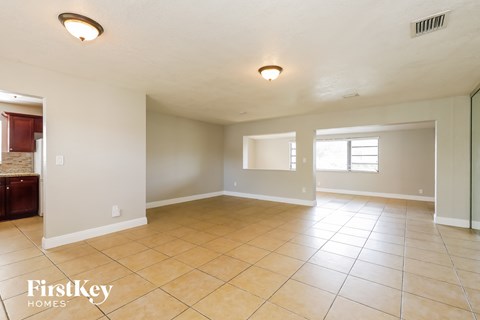 1345 NW 188Th St 4 Beds Apartment for Rent