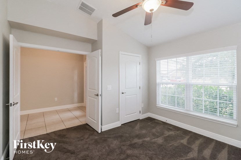 13546 Niti Dr Studio House for Rent - Photo Gallery 7