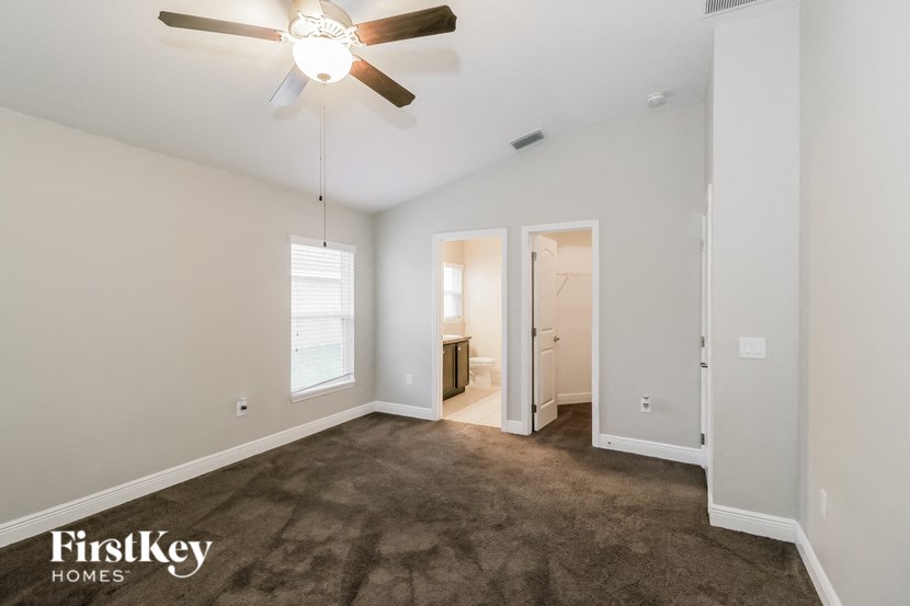 13546 Niti Dr Studio House for Rent - Photo Gallery 9