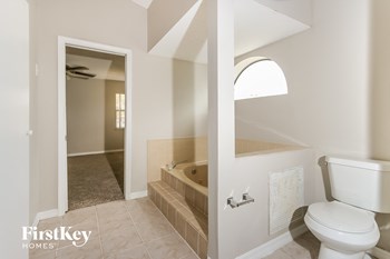 1365 SE Floresta Dr 3 Beds House for Rent - Photo Gallery 10