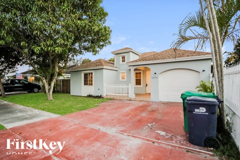 13710 Sw 181 Terrace 4 Beds Apartment for Rent