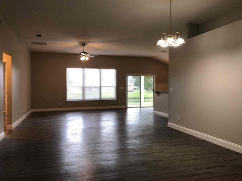 13760 Fish Eagle Drive W 4 Beds Apartment for Rent
