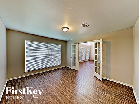 13818 Lynwood Ln 3 Beds Apartment for Rent