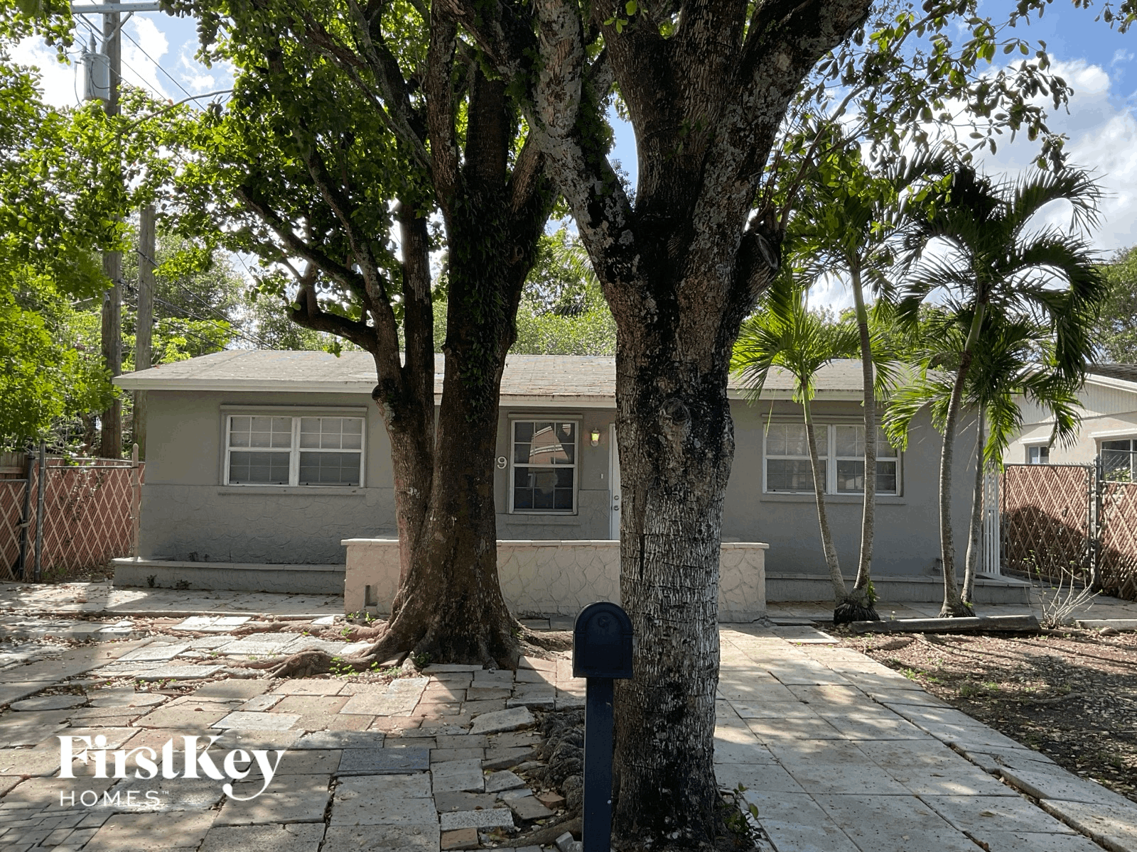 1389 SW 24 Ave 3 Beds Apartment for Rent