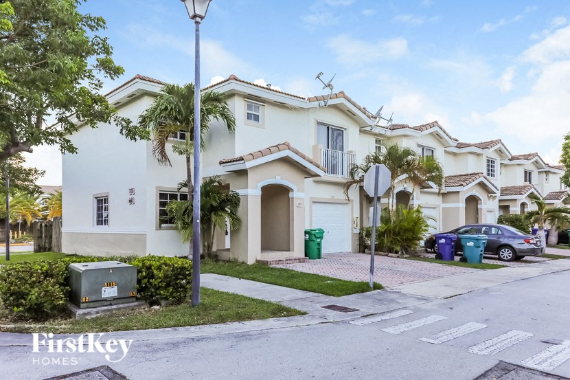 14000 Sw 260 Street #105 4 Beds House for Rent - Photo Gallery 2