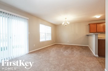 1403 Round Lake Rd 4 Beds House for Rent - Photo Gallery 4