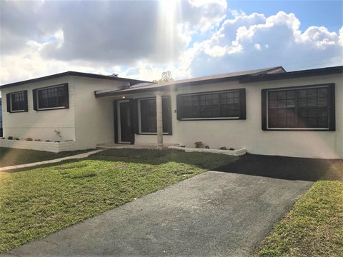 1420 NW 176 Terrace 4 Beds Apartment for Rent