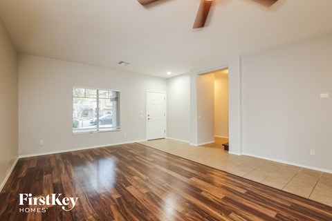 14210 W Mauna Loa Ln 5 Beds Apartment for Rent