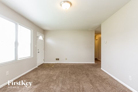 1425 Western Drive 3 Beds Apartment for Rent
