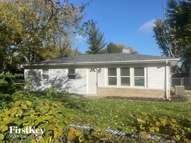 1425 Western Drive 3 Beds Apartment for Rent