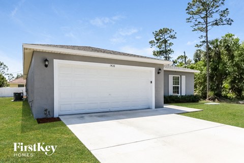 1426 SW Oriole Lane 4 Beds Apartment for Rent