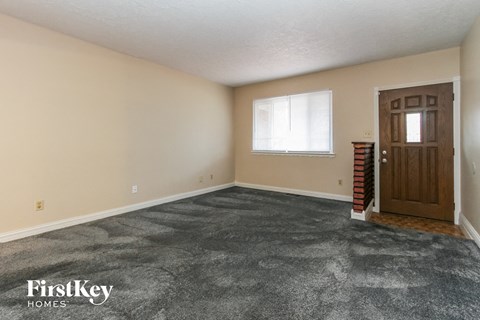 1426 Moores Manor 4 Beds Apartment for Rent