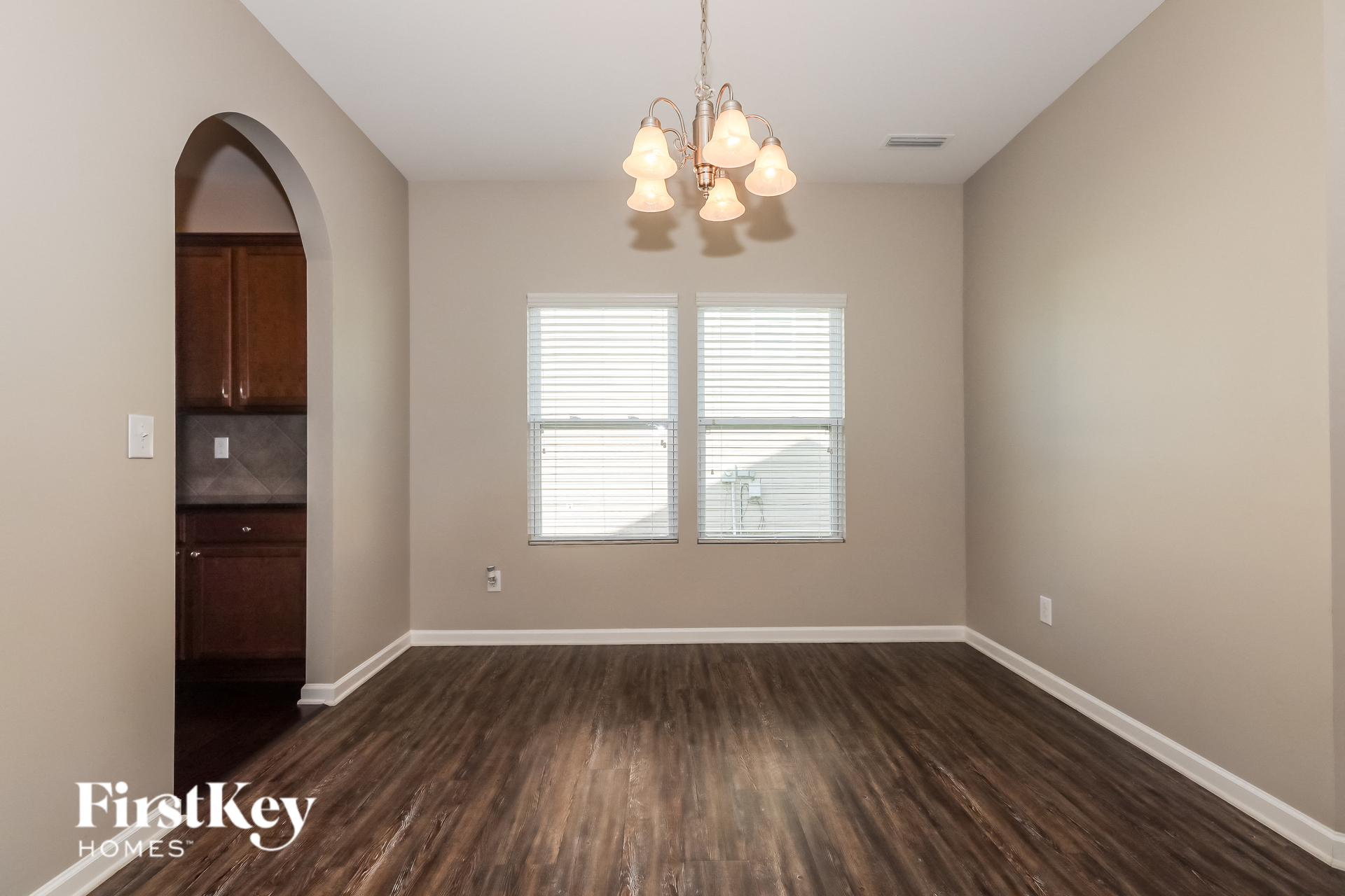 14322 Lake Crossing Dr Charlotte, NC 28278