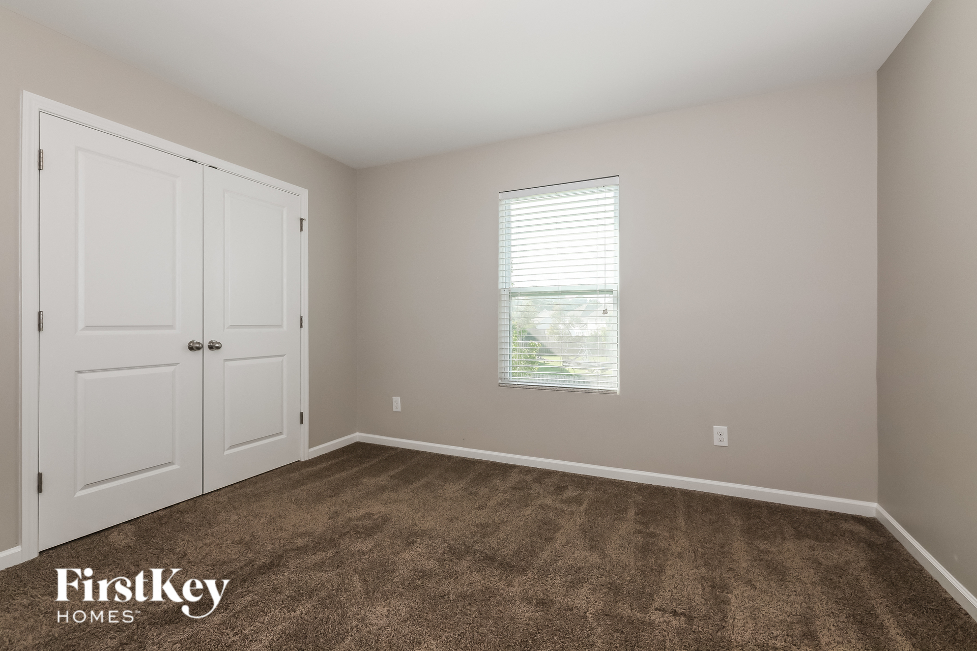 14322 Lake Crossing Dr Charlotte, NC 28278