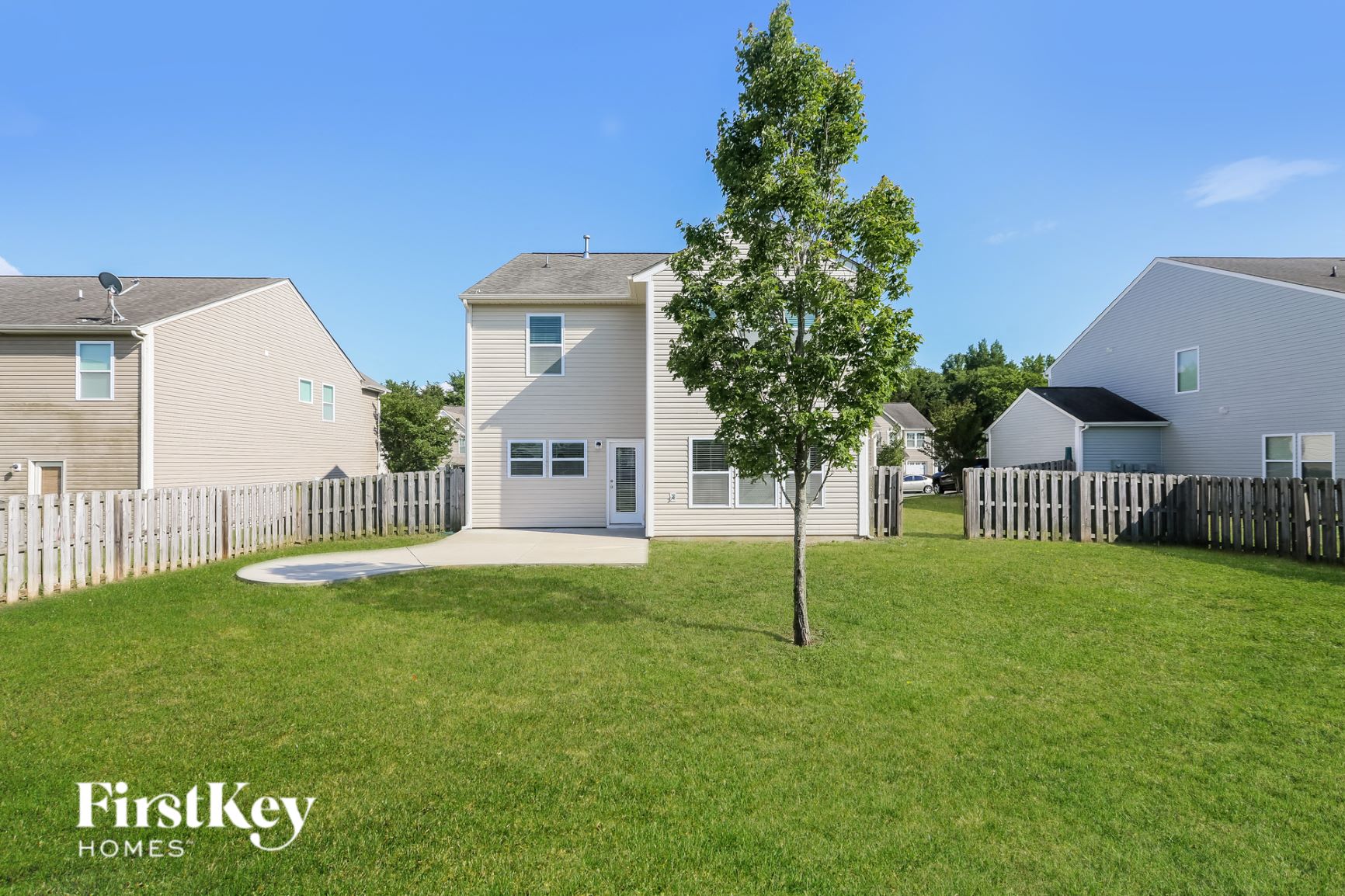 14322 Lake Crossing Dr Charlotte, NC 28278