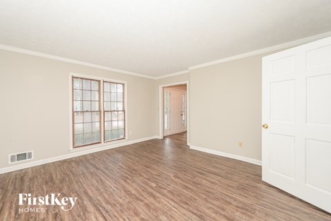 1433 Saint Dunstans Rd 4 Beds Apartment for Rent