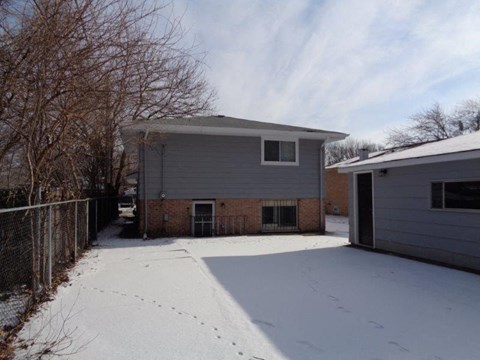 14812 Ellis Ave 3 Beds Apartment for Rent