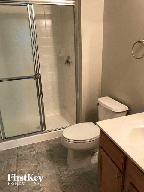 1504 E Quail Run Drive 3 Beds Apartment for Rent