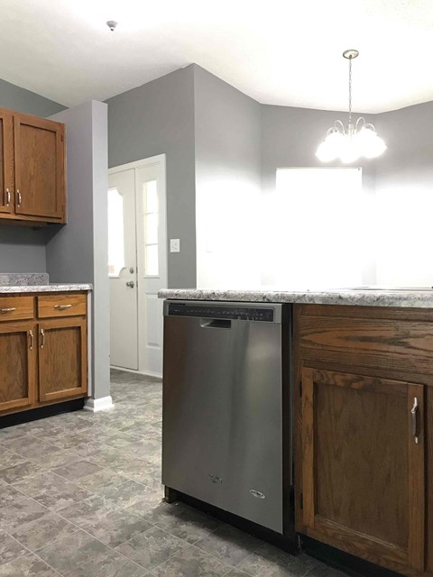 1507 Lansdowne Rd 3 Beds Apartment for Rent