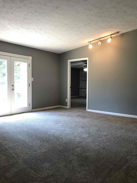 1507 Lansdowne Rd 3 Beds Apartment for Rent