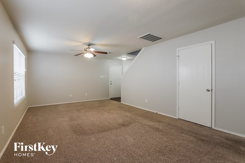 1511 Oxberg Trail 4 Beds Apartment for Rent