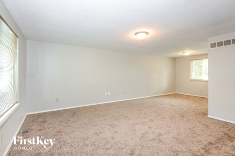 1511 Lansdowne Road 3 Beds Apartment for Rent