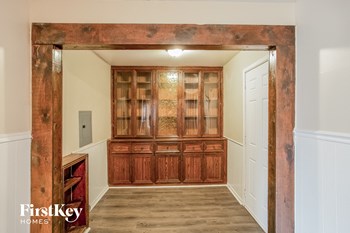 1516 Rolling Ridge Dr 3 Beds House for Rent - Photo Gallery 6