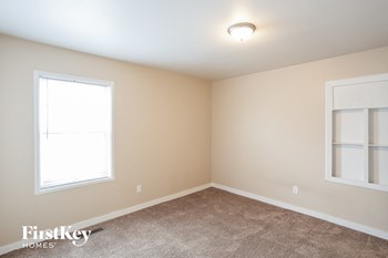 1516 Rolling Ridge Dr 3 Beds House for Rent - Photo Gallery 8