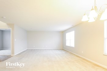 15193 Silver Charm Drive 4 Beds House for Rent - Photo Gallery 3