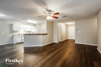 15206 SE 25th Ave 4 Beds House for Rent - Photo Gallery 4