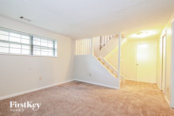 1520 N Blue Mills Road 4 Beds House for Rent - Photo Gallery 6